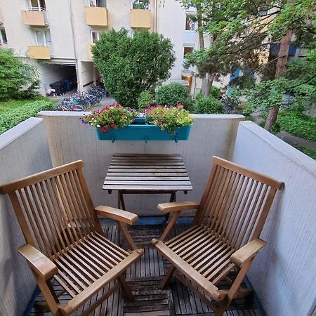 Schwabing Studio With Garden Views Munich Exterior photo